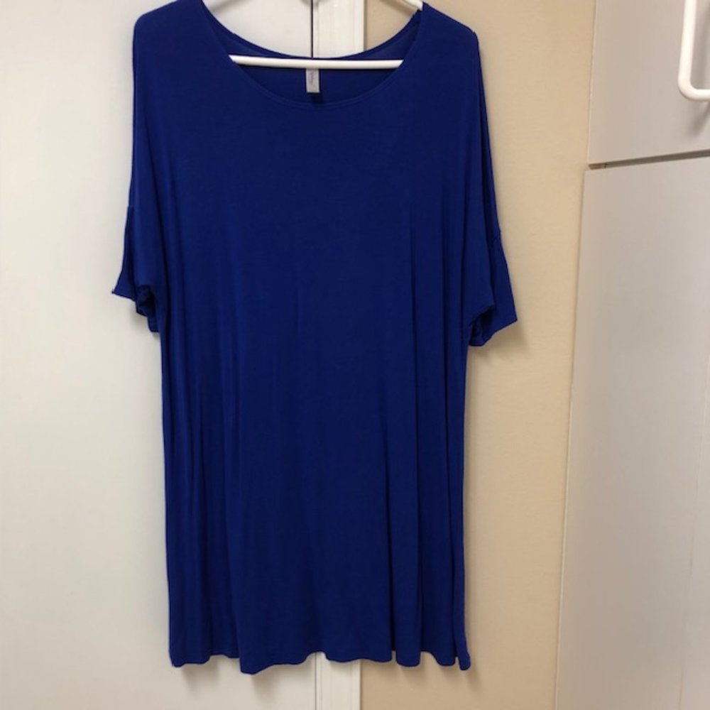 Womens tunic Size L